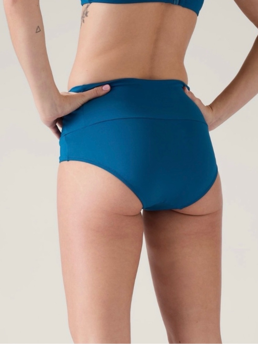 2 Piece Set Athleta Plunge Bikini Top + Ultra High Rise Pocket Bottom Lapis - Picture 7 of 16